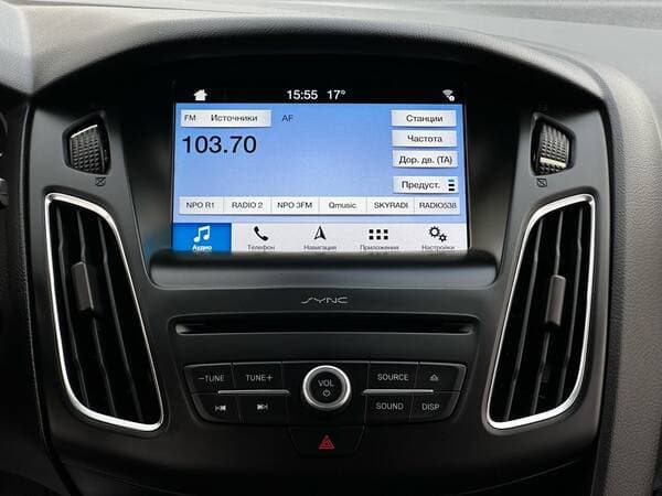 2017 Ford Focus — Miniatură 9