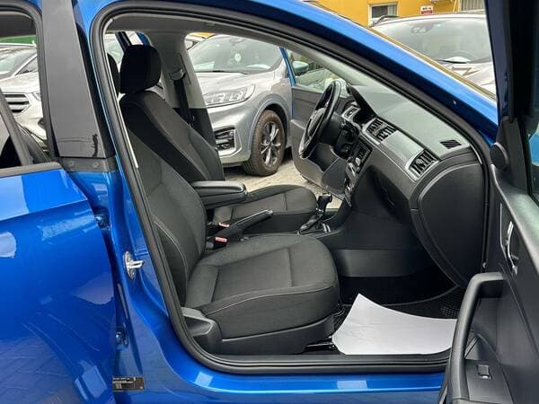 2016 Skoda Rapid — Miniatură 17