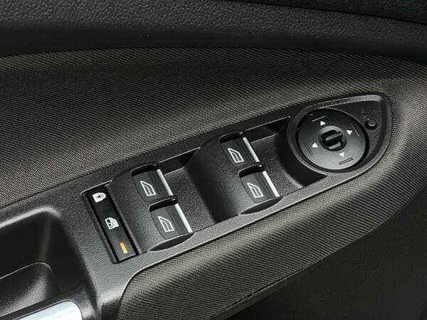 2017 Ford Grand C-MAX — Miniatură 15