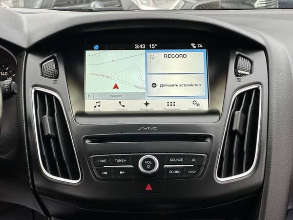 2017 Ford Focus — Miniatură 8