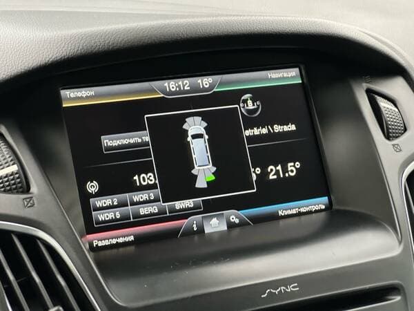 2016 Ford Focus — Miniatură 10