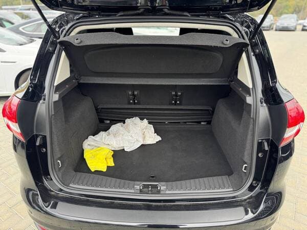 2017 Ford C-MAX — Miniatură 17
