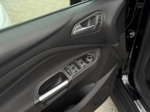 2017 Ford C-MAX — Miniatură 13