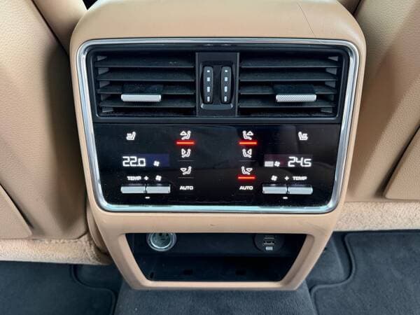2018 Porsche Cayenne — Miniatură 19