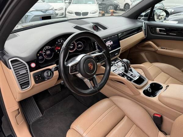 2018 Porsche Cayenne — Miniatură 7