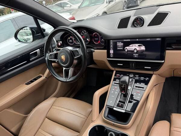 2018 Porsche Cayenne — Miniatură 10