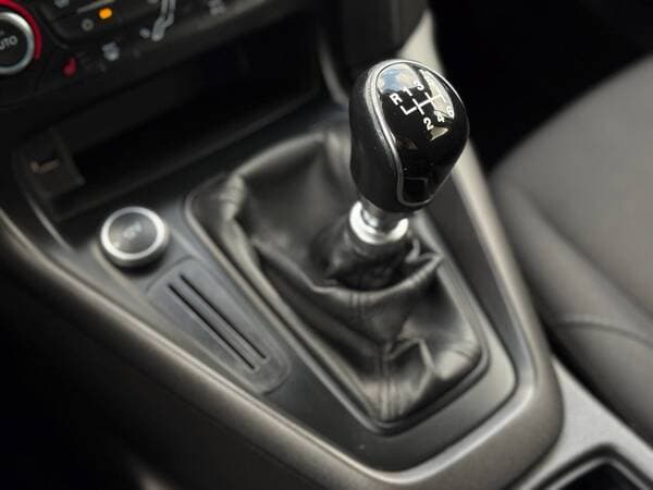 Ford Clasa Focus 2017 — Миниатюра 12