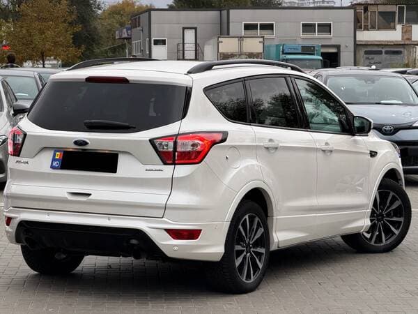 2019 Ford Kuga — Miniatură 3
