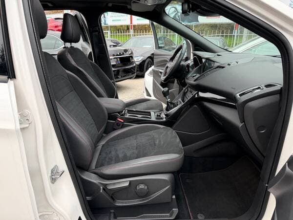 2019 Ford Kuga — Miniatură 8