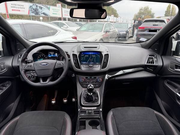 2019 Ford Kuga — Miniatură 9