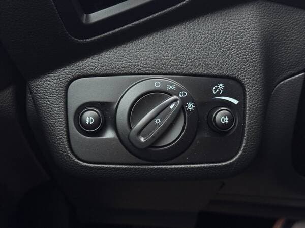 2016 Ford C-MAX — Miniatură 15