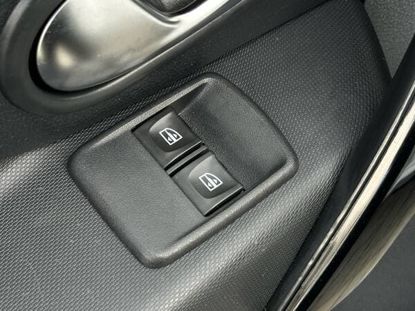 2019 Dacia Sandero Stepway — Miniatură 14