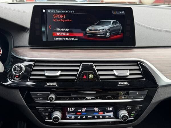 2017 BMW 530 — Miniatură 15
