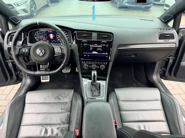 2020 Volkswagen Golf R — Miniatură 9