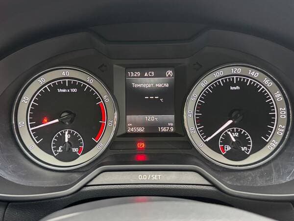2019 Skoda Octavia — Miniatură 9