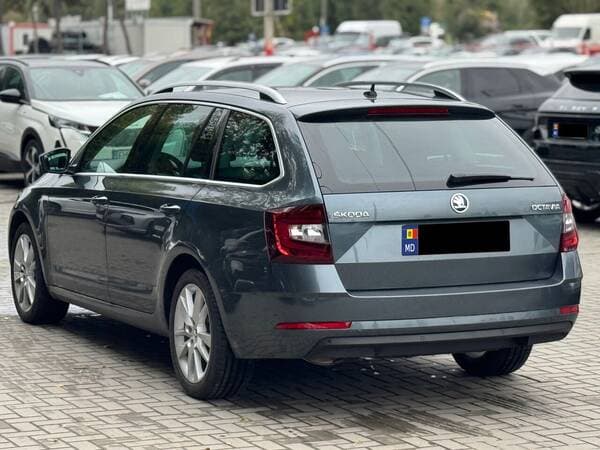 2019 Skoda Octavia — Miniatură 4