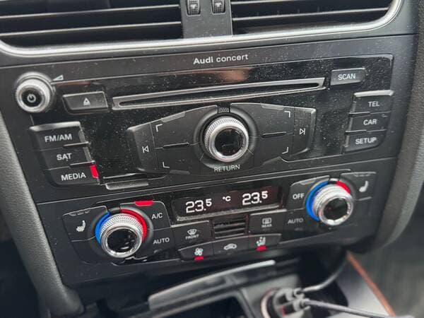 2015 Audi A4 — Miniatură 12