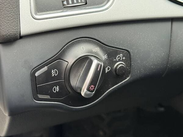 2015 Audi A4 — Miniatură 15