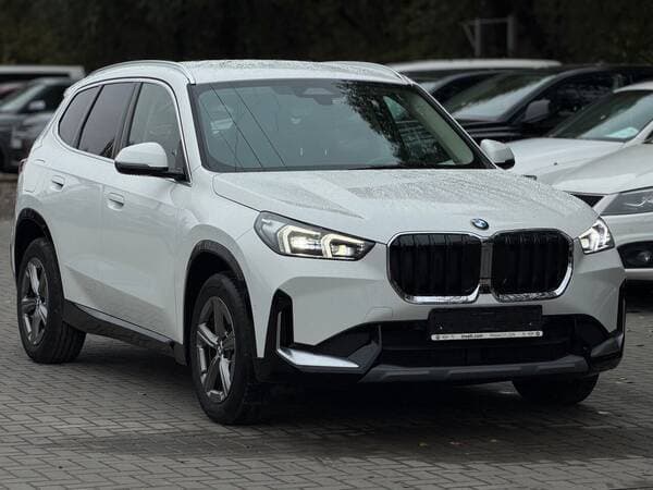 2023 BMW X1 2.3D — Miniatură 2