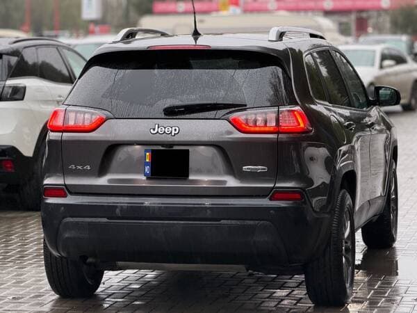 2019 Jeep Cherokee — Miniatură 3