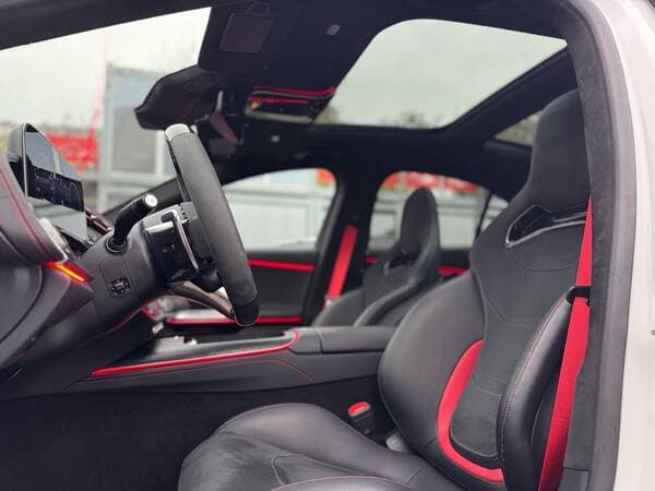2024 Mercedes E 53 AMG — Miniatură 7