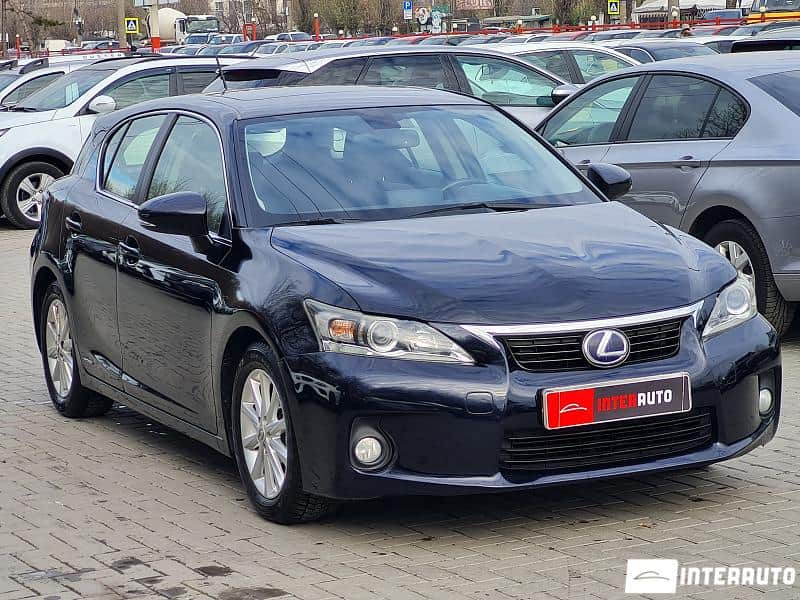 Lexus CT 200h 3