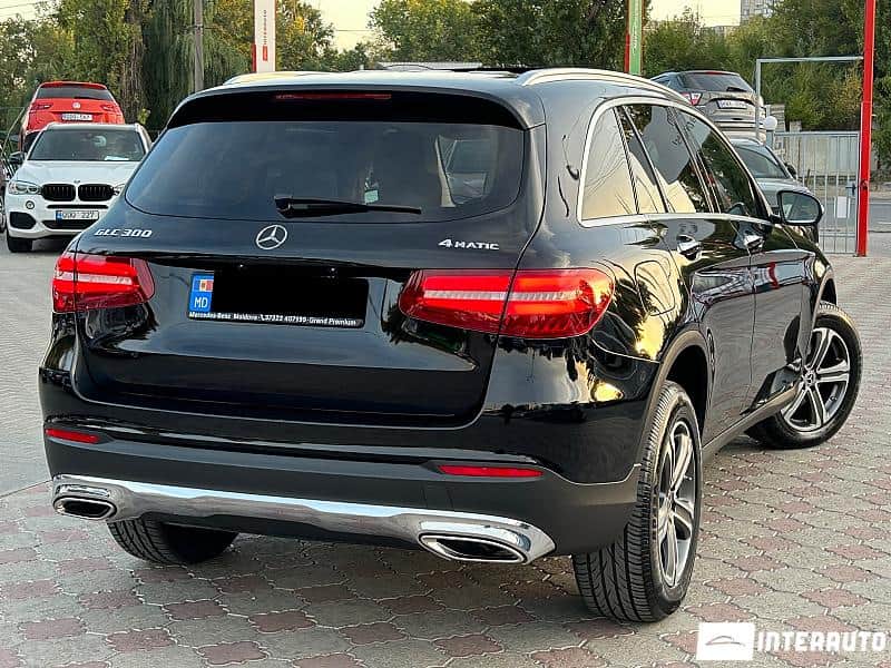 Mercedes GLC 300 3