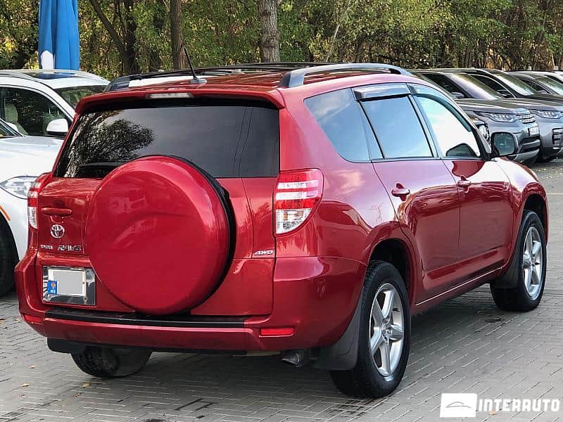 Toyota Rav-4 2