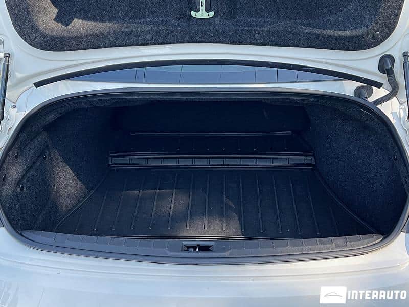 Infiniti Q60 5