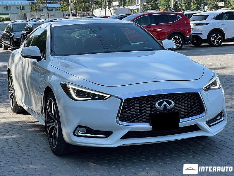 Infiniti Q60 3