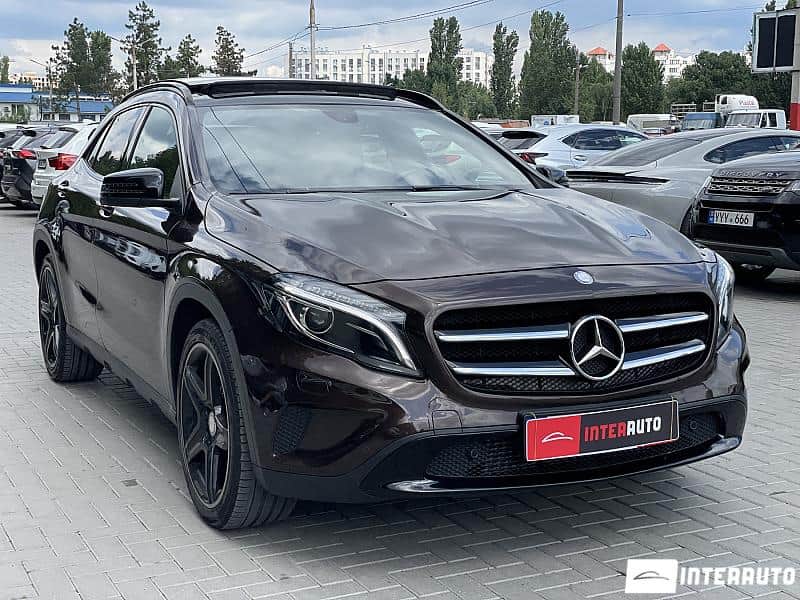 Mercedes GLA 180 3