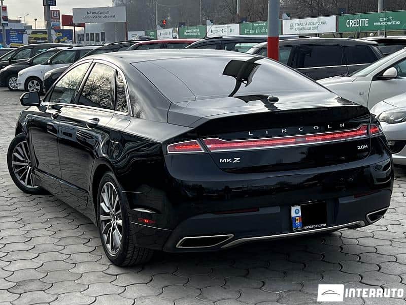 Lincoln MKZ 3