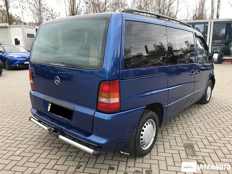 Mercedes Vito 4