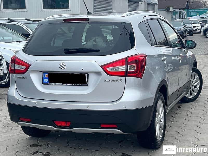 Suzuki SX4 S-Cross 4
