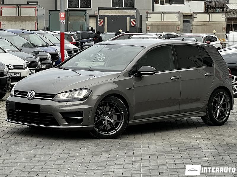 Volkswagen Golf R