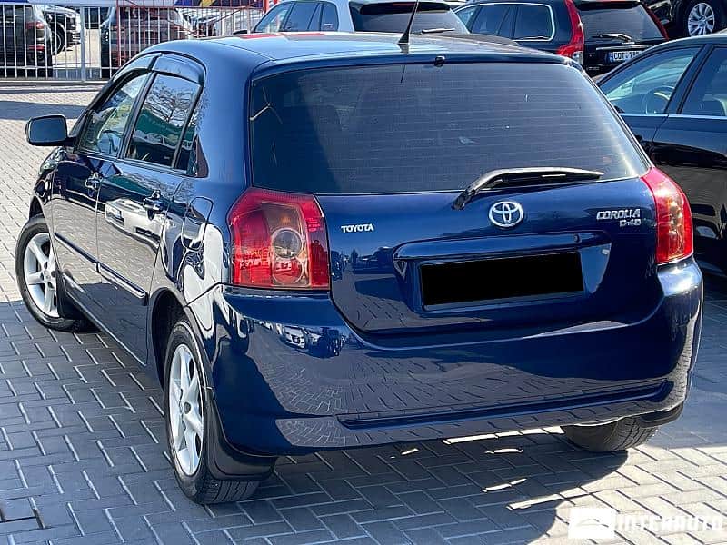 Toyota Corolla 2