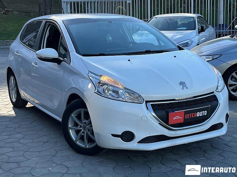 Peugeot 208 4