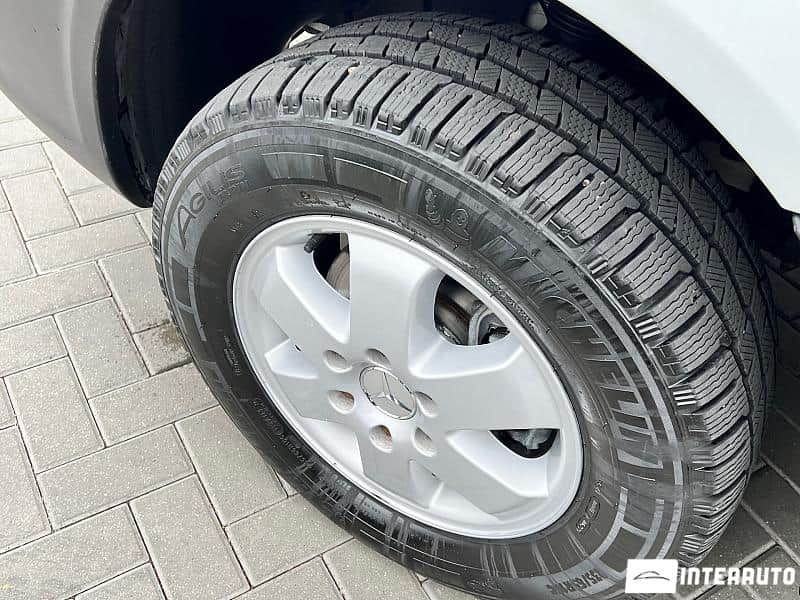 Mercedes Sprinter 5