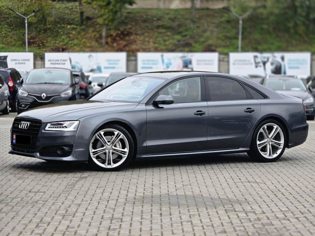 Audi A8 2