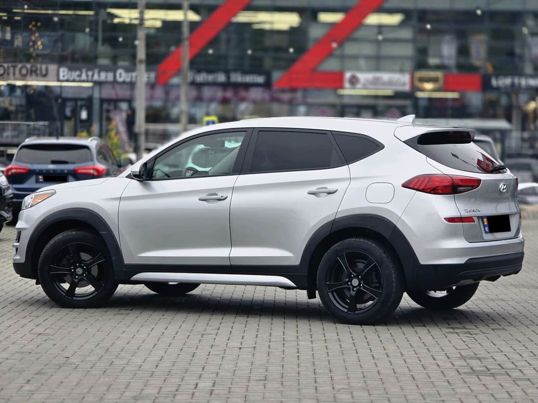 Hyundai Tucson 4