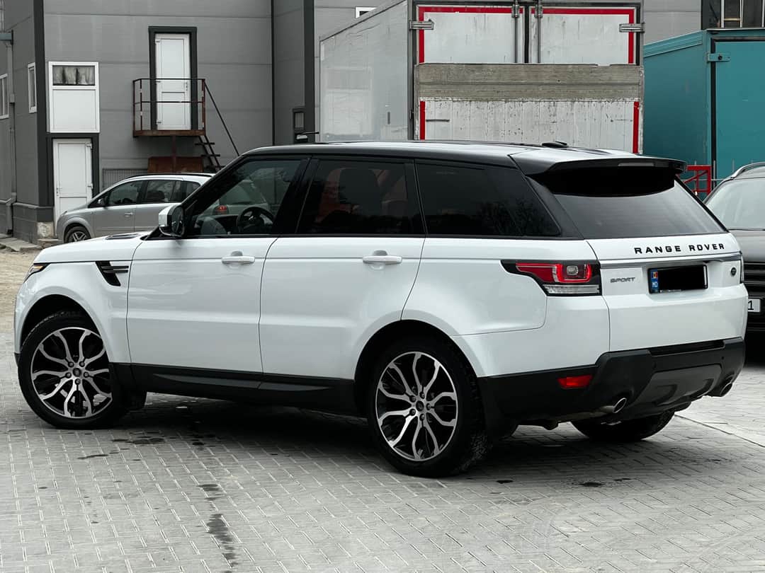 Land Rover Range Rover Sport 4