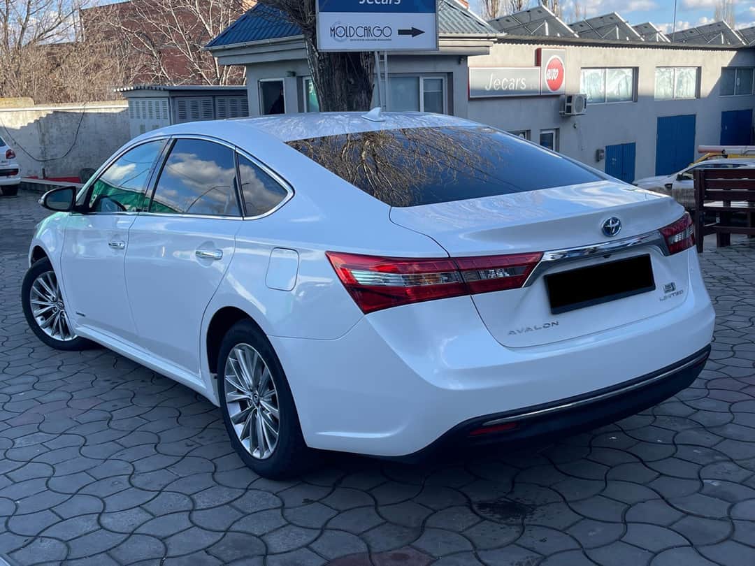 Toyota Avalon 3