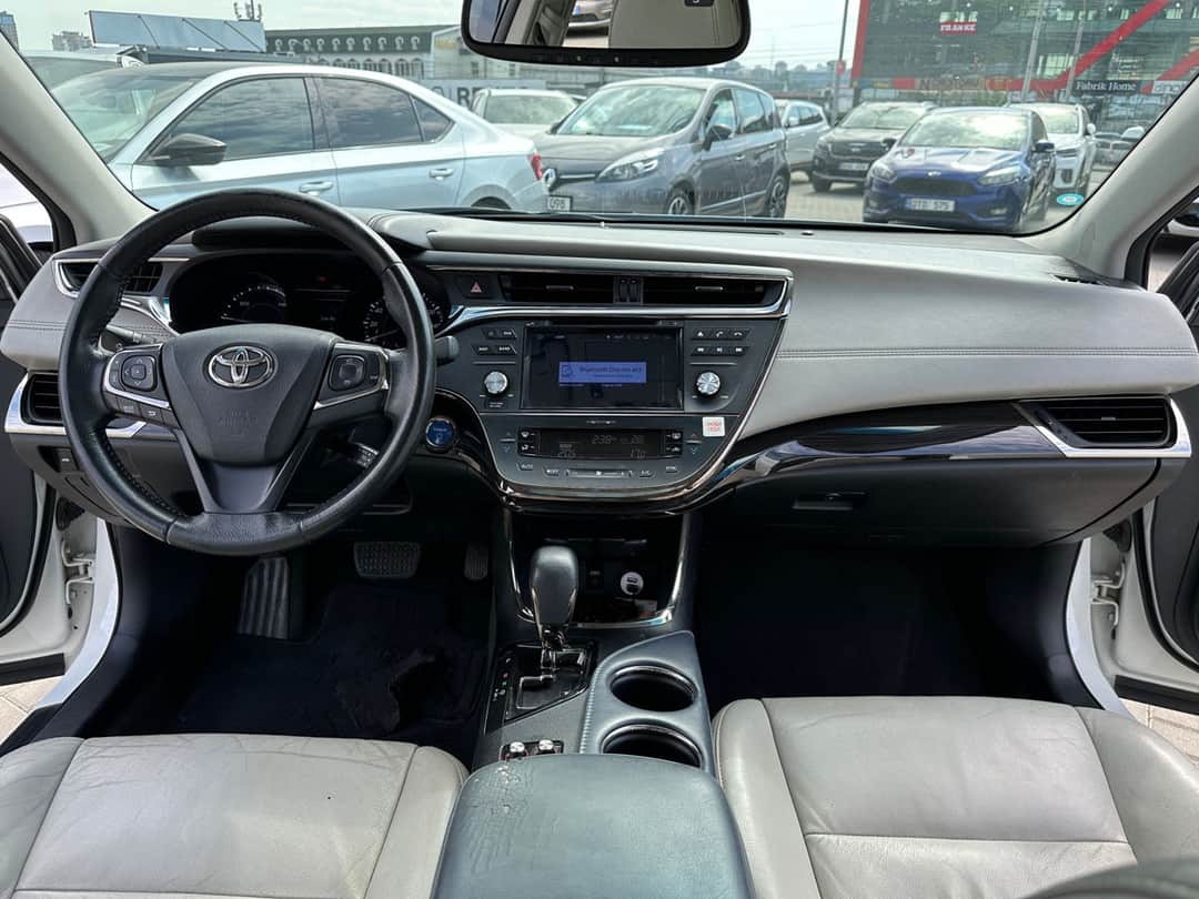 Toyota Avalon 5