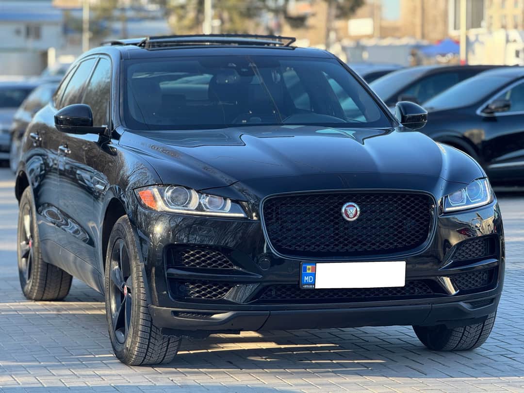 Jaguar F-Pace 3