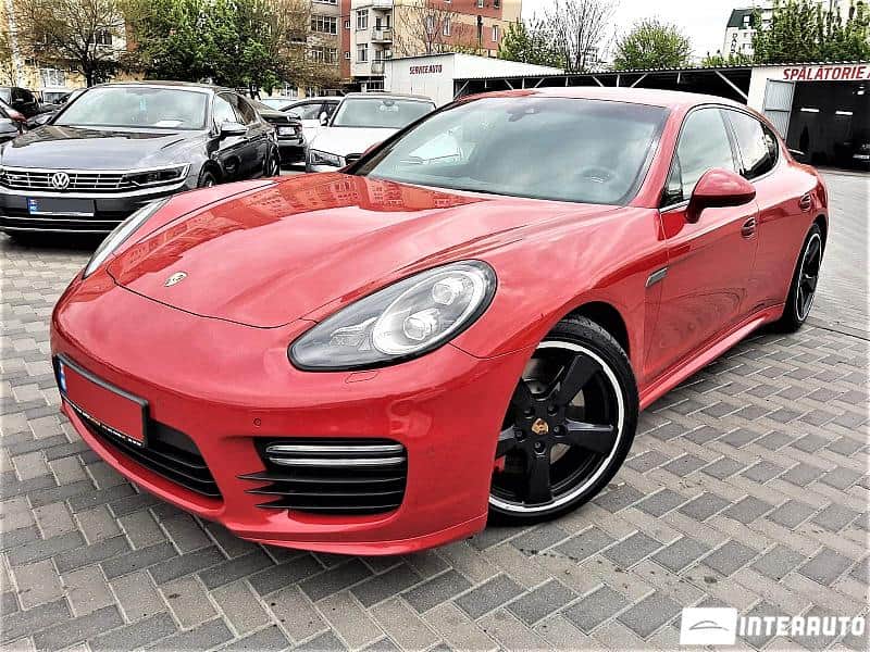 Porsche Panamera GTS 2