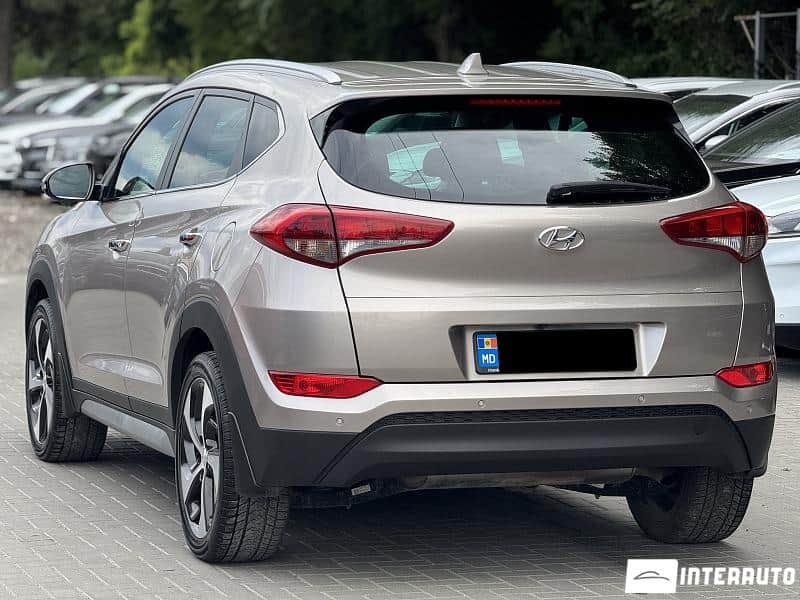 Hyundai Tucson 4