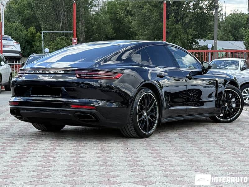 Porsche Panamera 2