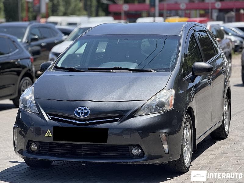 Toyota Prius Plus / V