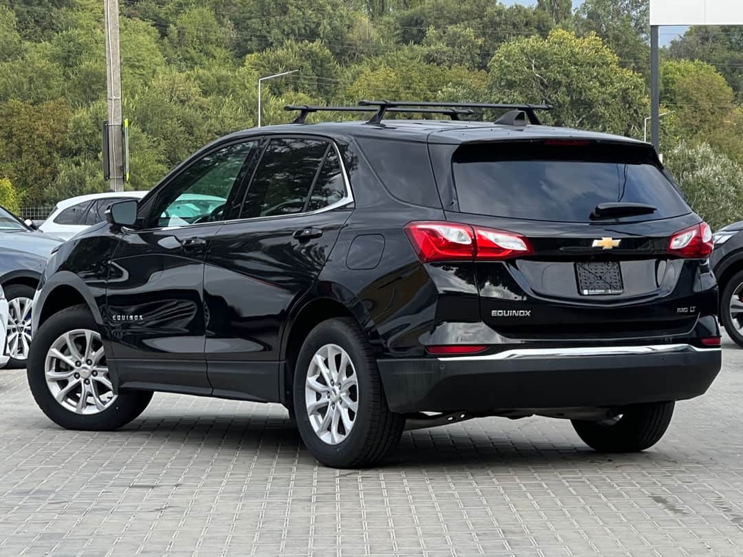 Chevrolet Equinox 4