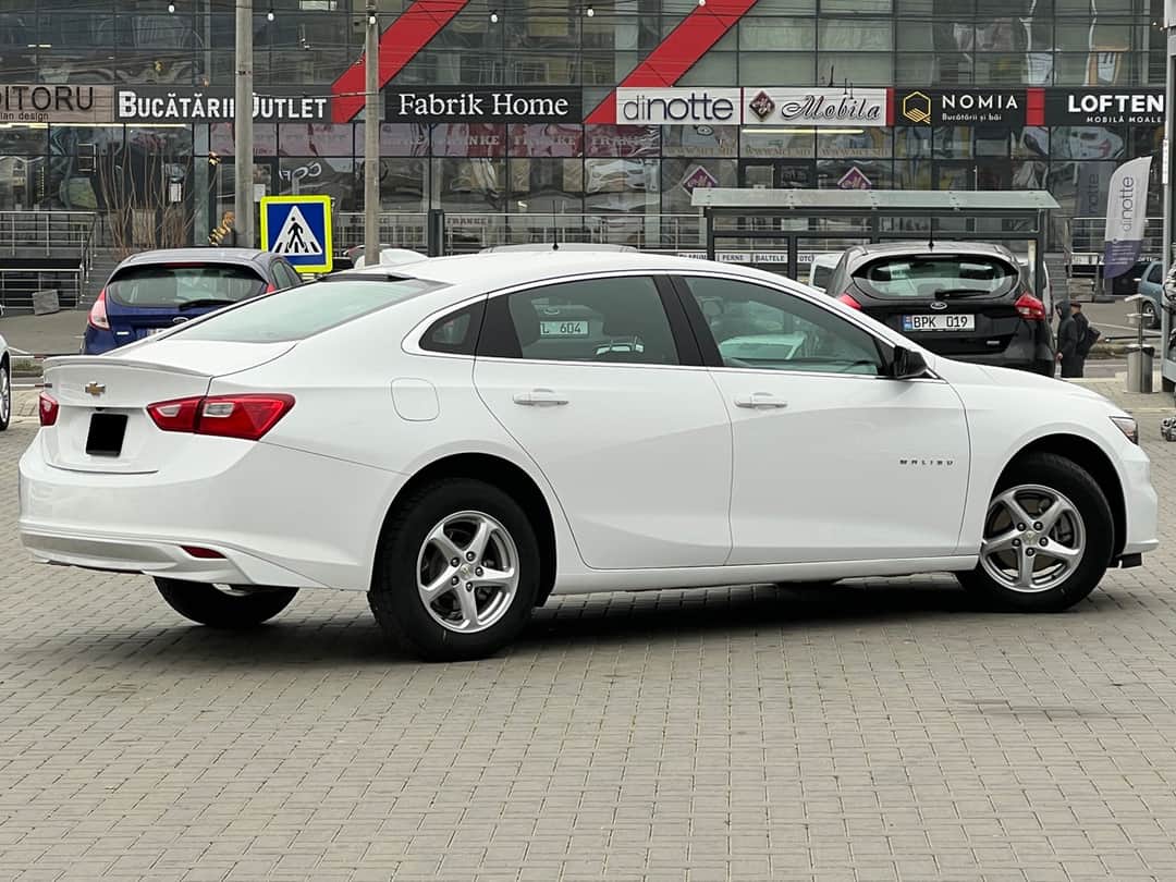 Chevrolet Malibu 3